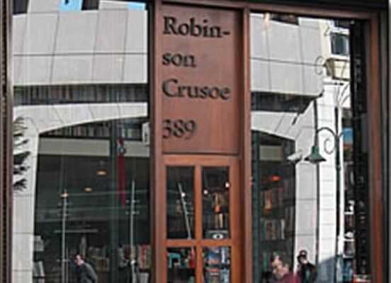 Robinson Crusoe Beyoğlu’nda direniyor