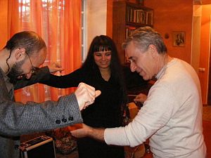 Kök, toprak, göbek atmak