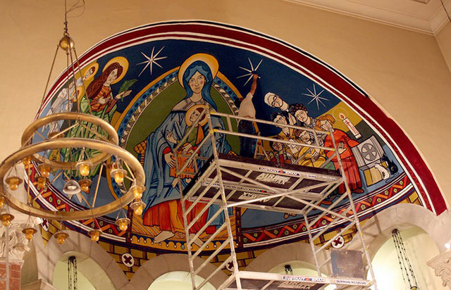 Kilise kubbesine ‘graffiti’den fresk beğeni topladı