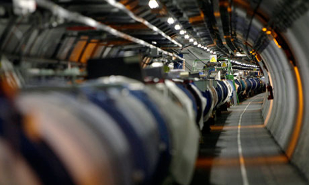 CERN &quot;Tanrı Parçacığı&quot;nı buldu 