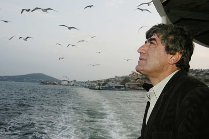 Hrant Dink yazılarının sanatçılar tarafından sesli okuması; &quot;Tililili&quot;