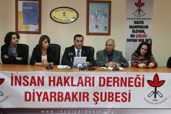 İHD Güneydoğu'da yaşanan hak ihlalleri raporunu açıkladı
