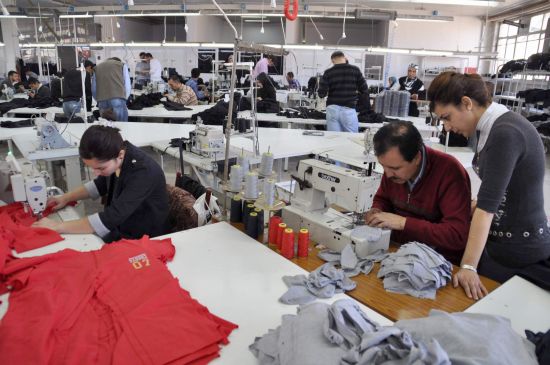 Yeni sendika yasası tepkilere rağmen onaylandı 