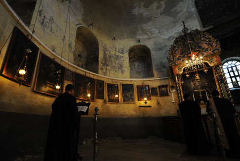 4 ilde altı kilise ve bir havra restore edildi  