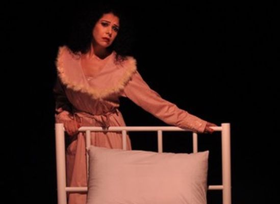 Sonu mutlu bitmeyen masallardan biri: Melek Kobra