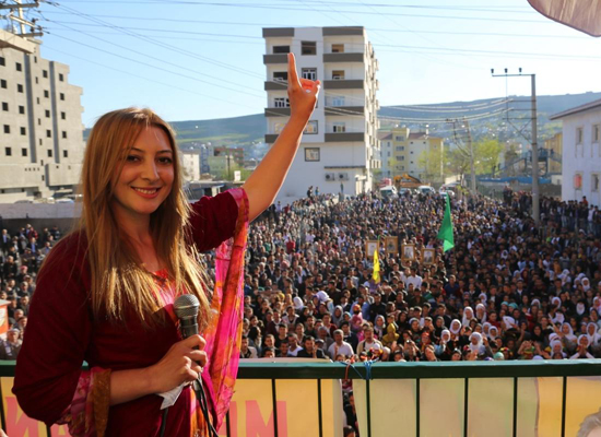 Kürtler barışa oy verdi  