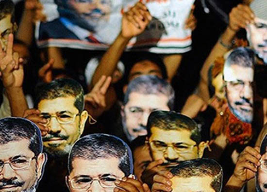 Müdahale söylentilerine rağmen gösteri yaptılar