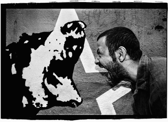 Nejat İşler: Mutlu mutsuz bir adam