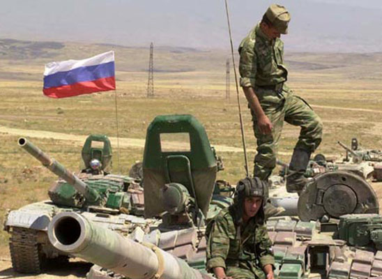 Rusya Ermenistan'daki üssünün kapasitesini artırıyor  