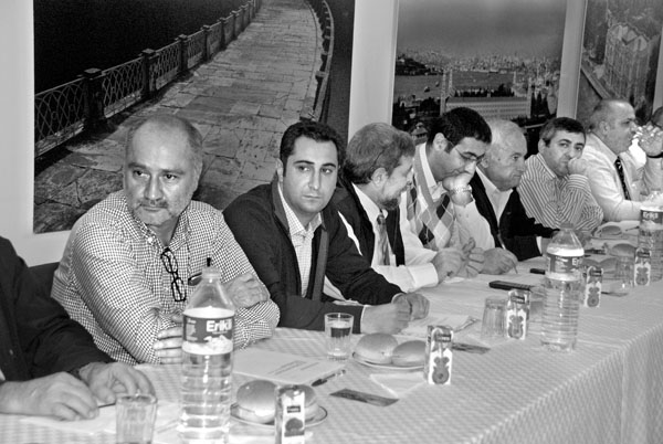 ‘Seçim sorununu birlikte çözelim’  