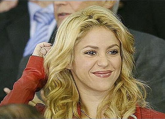 Shakira Kürtçe şarkı söyleyecek