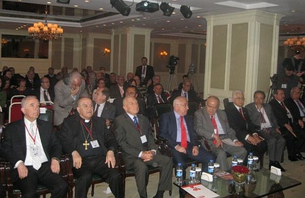 Meclis Başkanı Çiçek: Ermeniler yurtlarını terk etmeye zorlandı