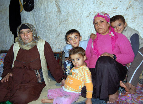 Beklenen sığınmacı yönetmeliği yürürlüğe girdi