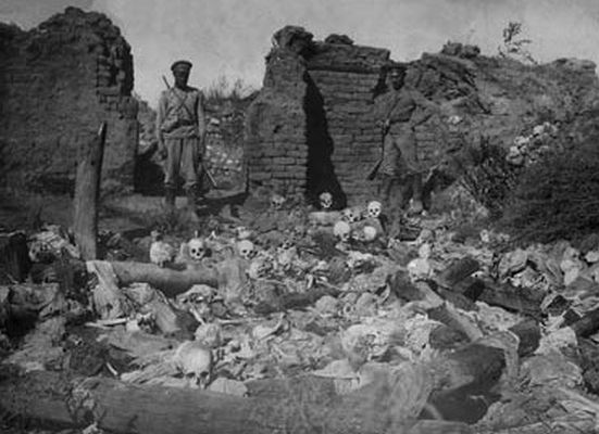 Soykırım kurbanları iki kez ölürler