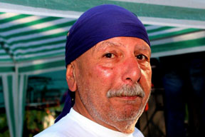 Bebek sevdalısı Gesar musalla taşından kiliseye