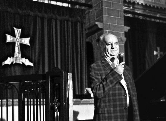 Surp Giragos ayakta ama destek bekliyor  