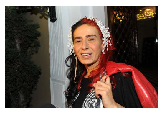 Acıya ve korkuya vurmak 